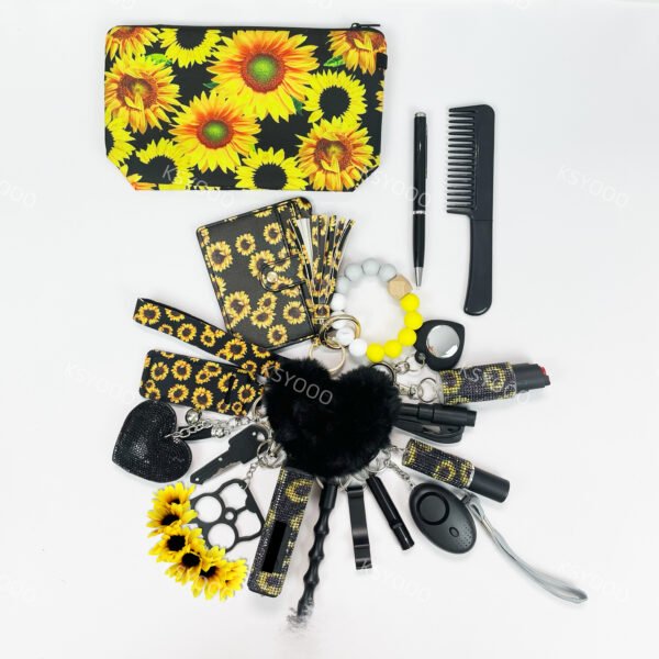 2025 NEW 20pcs Keychain Sets With TZ - Image 6